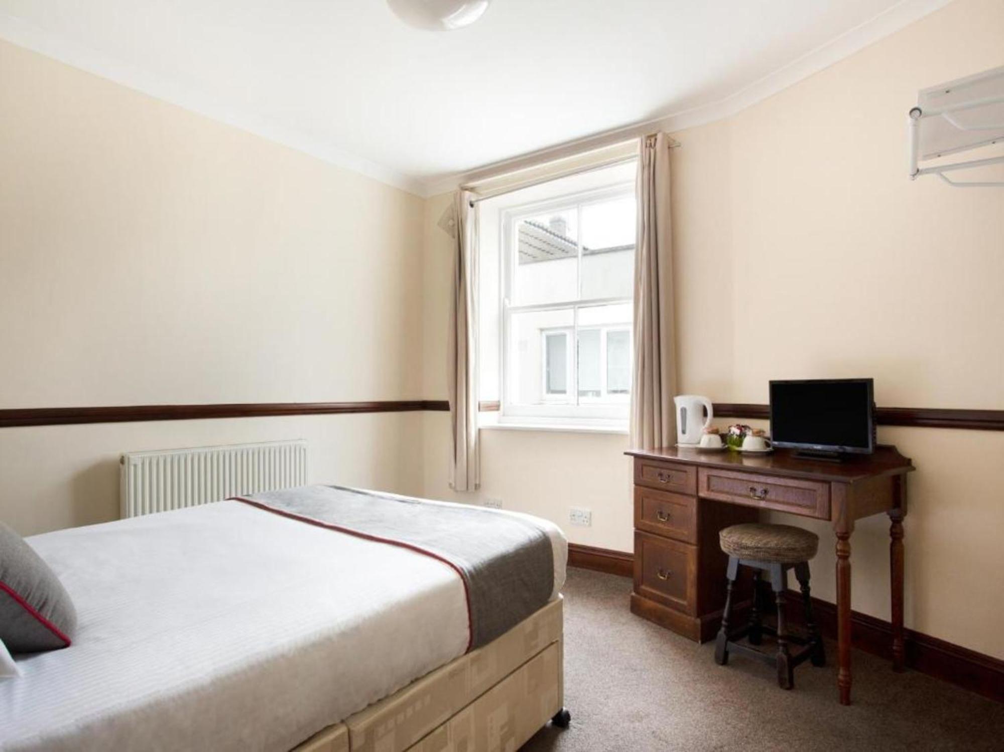 Brunel Inn Saltash Room photo