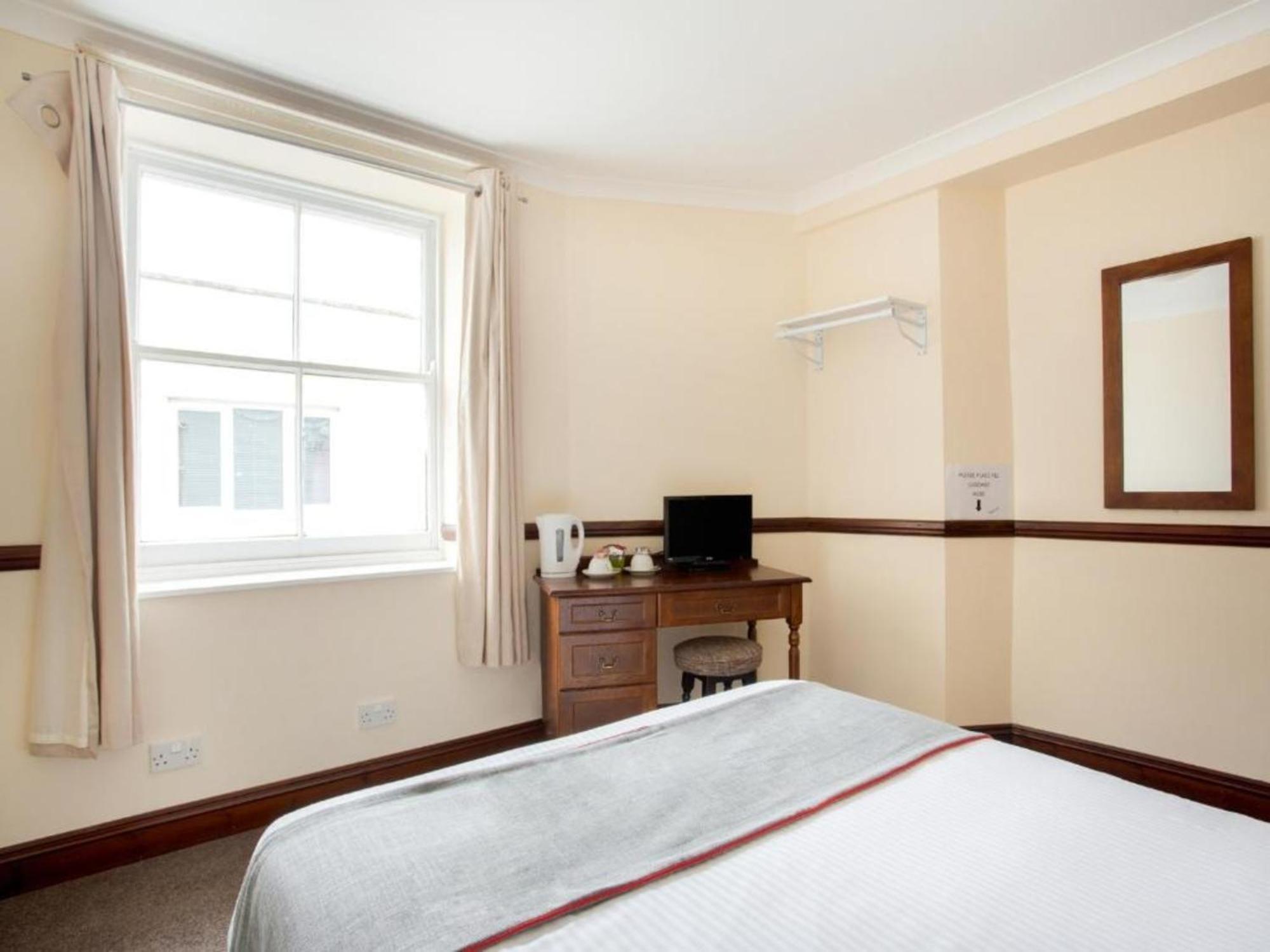 Brunel Inn Saltash Room photo